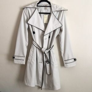 Trench coat